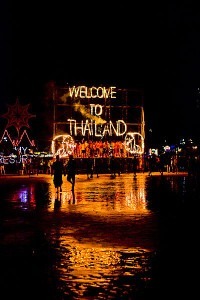400px Full Moon Party Ko Pha Ngan JoeStump