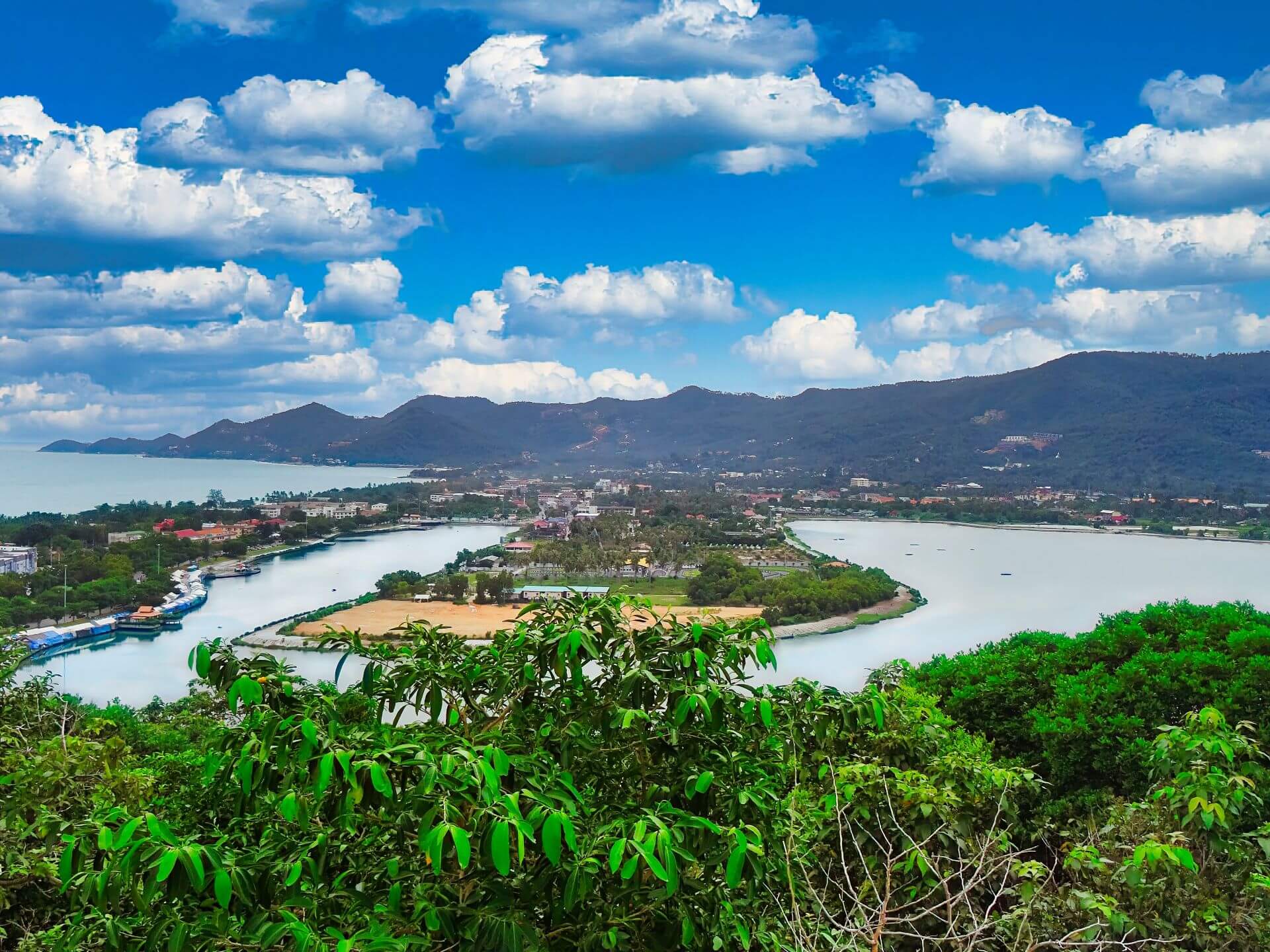 Ausblick Chaweng Lake Pagoda Ausblick Chaweng Lake Pagoda