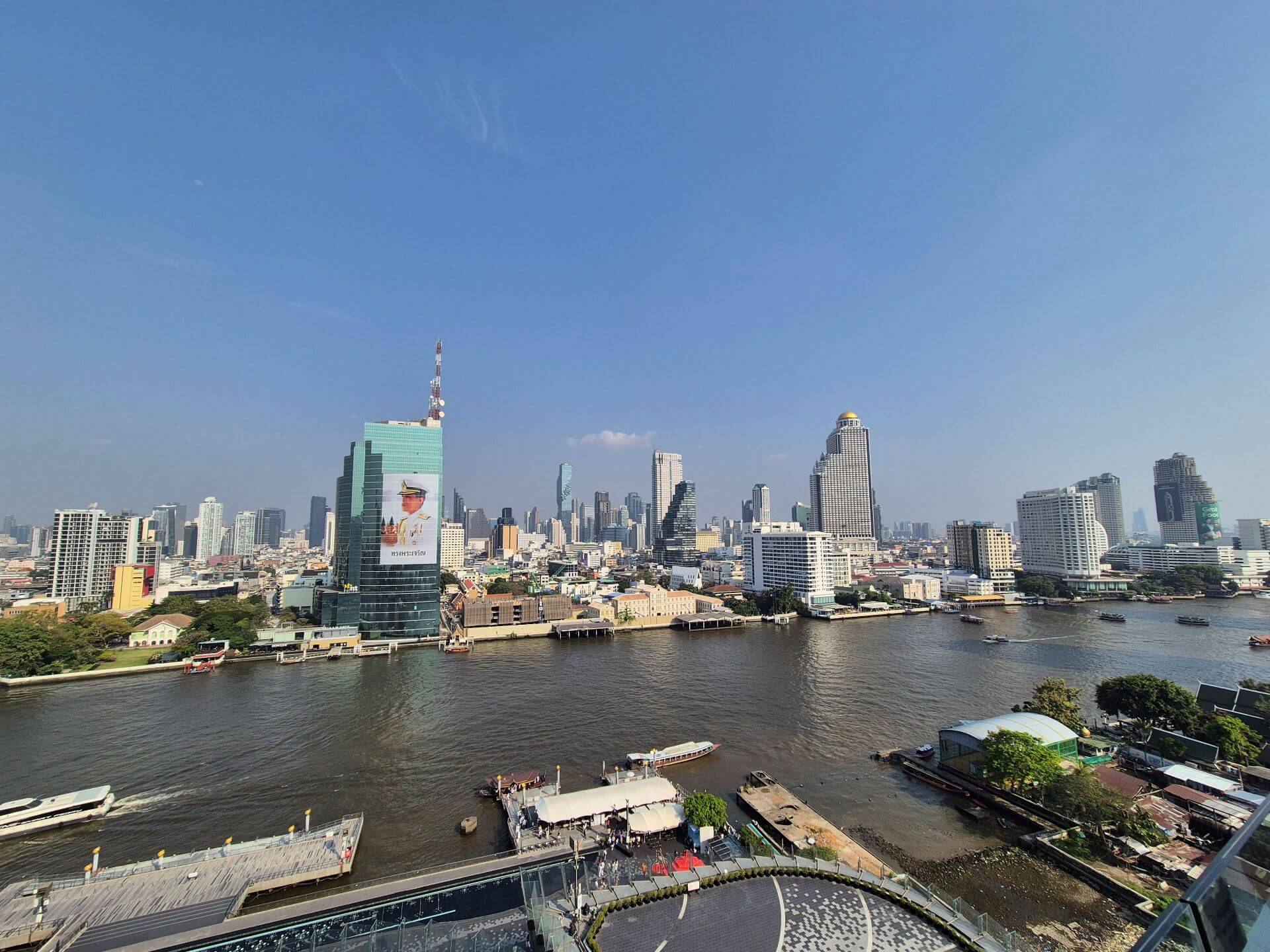 Bangkok Riverside Blick auf Chao Phraya vom Icon Siam