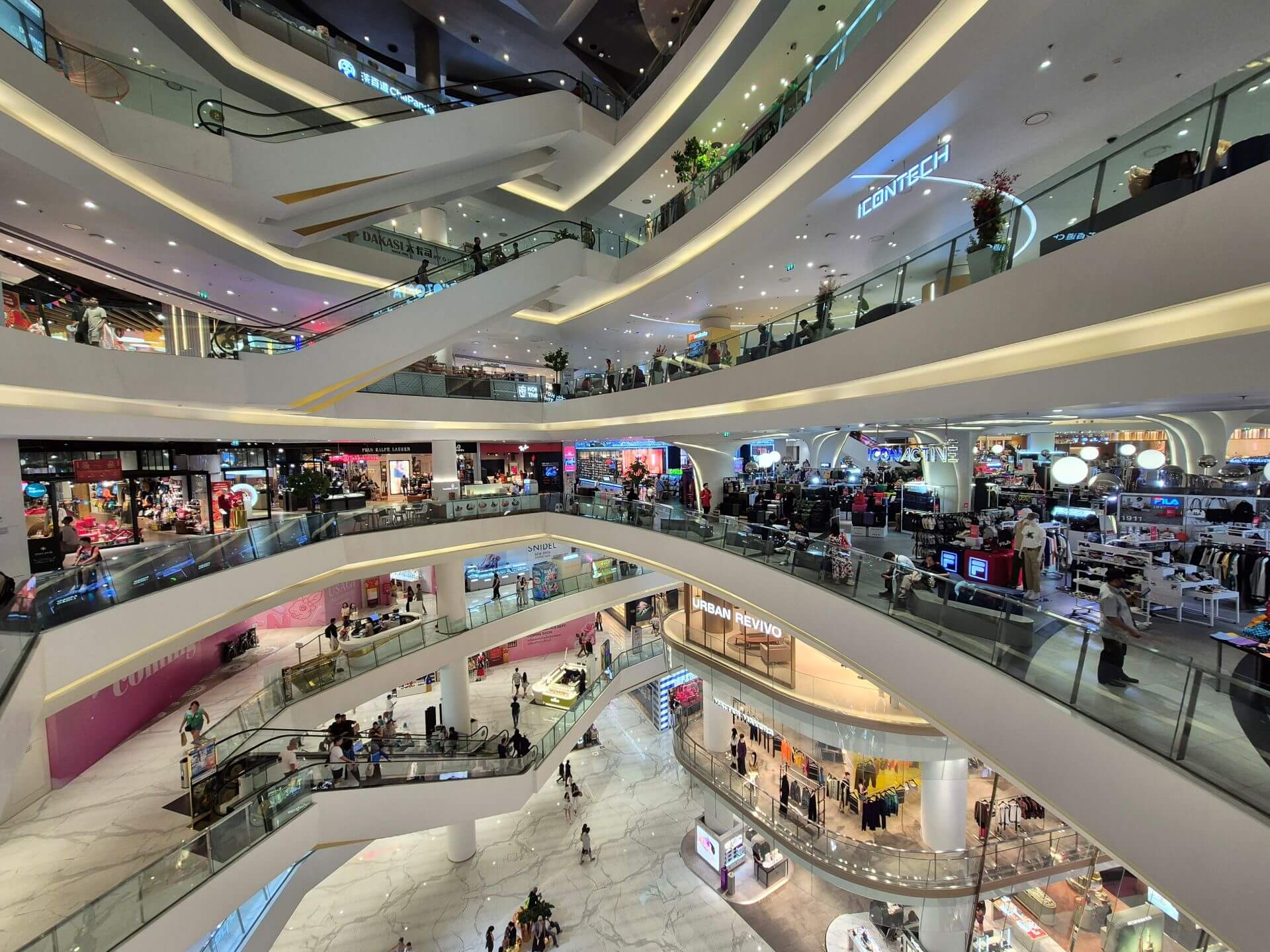 Iconsiam Shopping Mall in Bangkok