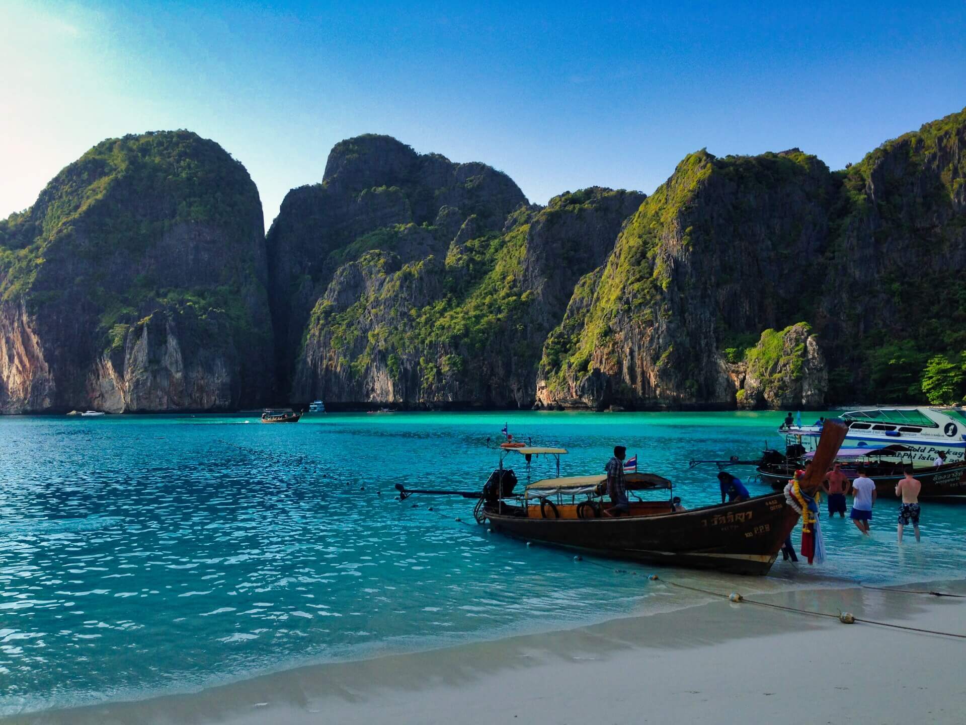 Maya Bay Koh Phi Phi am spaeten Nachmittag Maya Bay Koh Phi Phi am späten Nachmittag