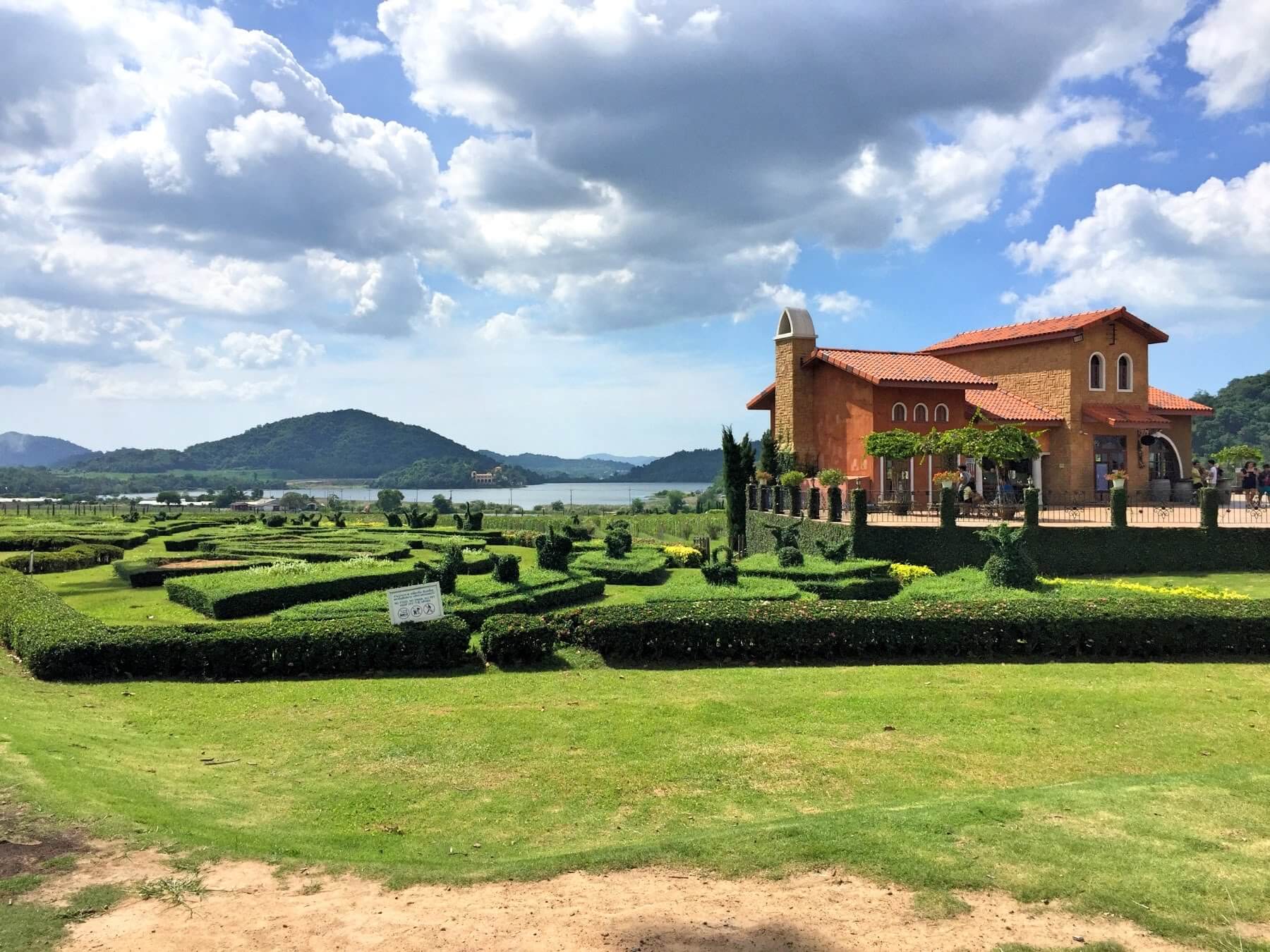 Silverlake Weingut Pattaya