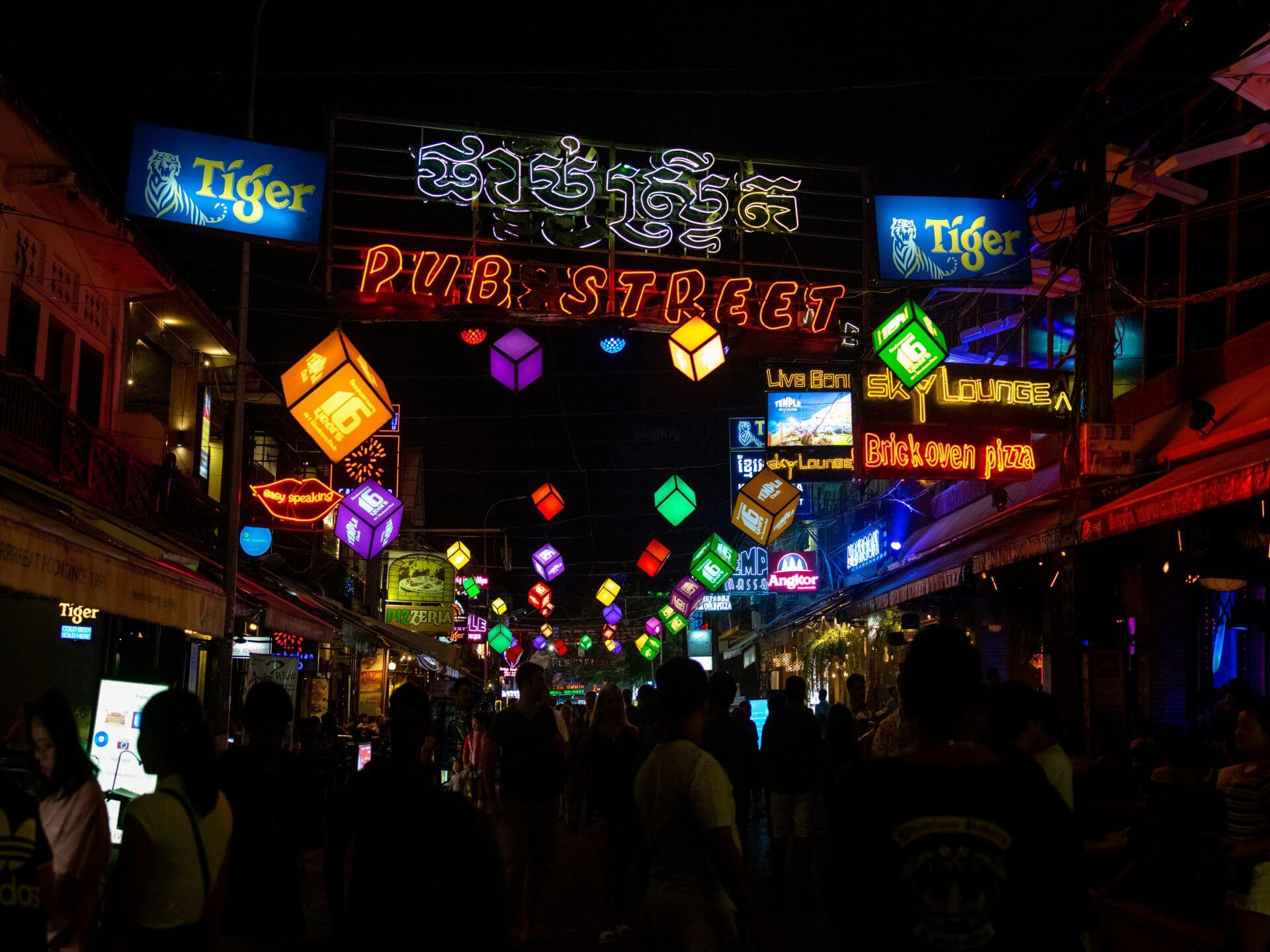 Pub Street Siem Reap bei Nacht Pub Street Siem Reap bei Nacht
