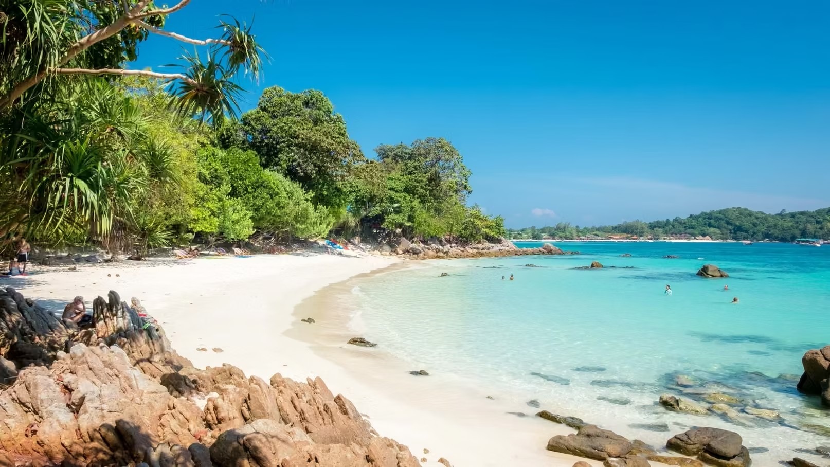 Sanom Beach Koh Lipe Sanom Beach Koh Lipe