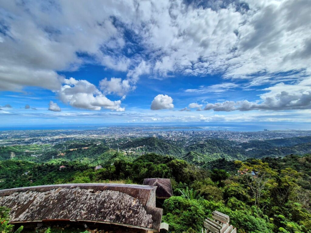 Blick auf Cebu City vom Tops Lookout