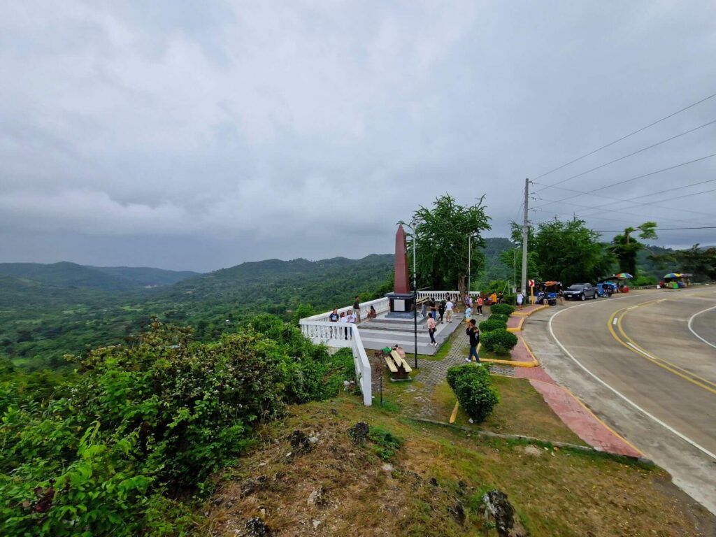 Straße durch die Highlands von Cebu nach Moalboal