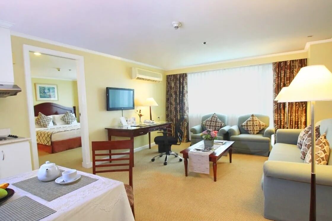 Oxford Suites Makati