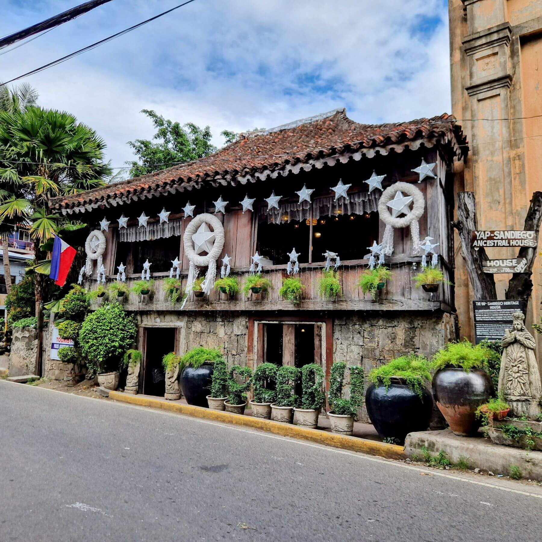 Yap San Diego Haus